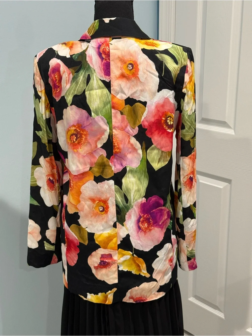 NWT Lavender Brown Black Floral Watercolor Blazer S